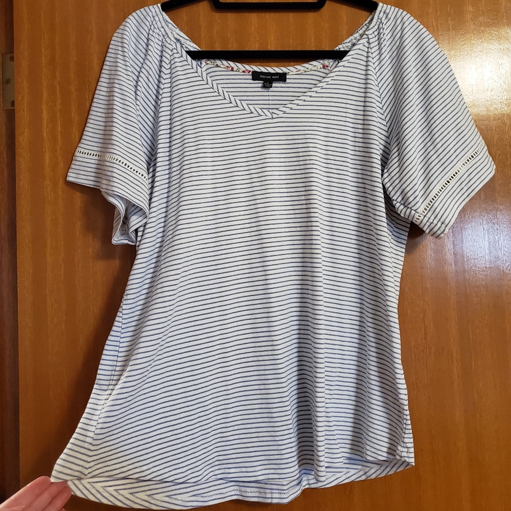 Verve Ami - Size L- NWT